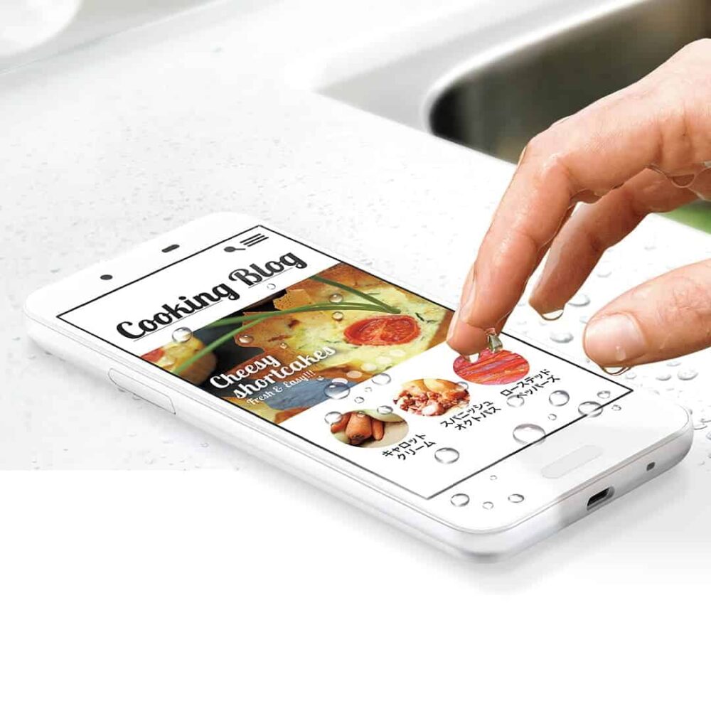 Sharp AQUOS Sense SHV40 Water Proof