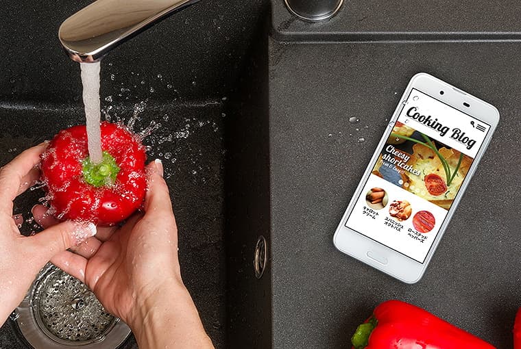 Sharp AQUOS Sense Water proof